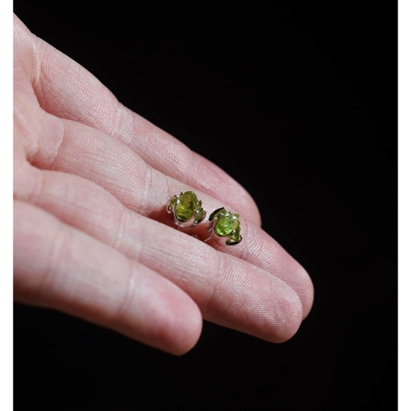 Raw Peridot Earrings Rough Peridot Natural Ethically sourced Bridal Studs - Picture 3 of 3